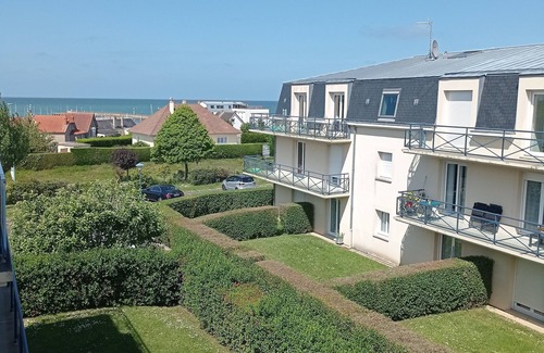 Grandcamp-Maisy Apartment | HOUSING STATEMENT SOUTH EAST, 60 M2, NEW, BRIGHT, QUIET, BALCONY VIEW M
