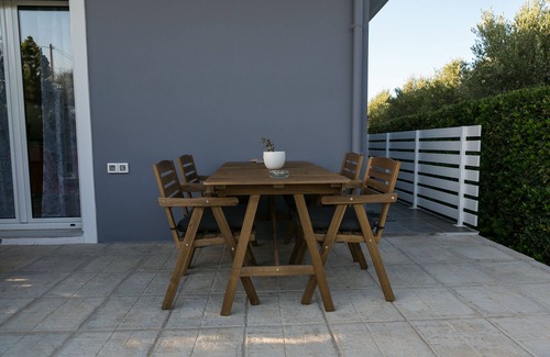 Kato Gouves House | Housing Unit, close to the sea