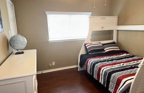 Manvel House | Houston Hideaway! Enjoy peace that feels like home while you visit the city.