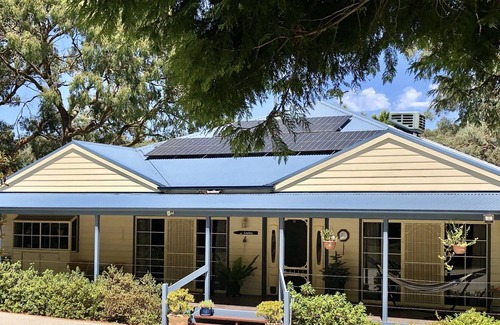 Heathcote Junction House | Howay Retreat - your relaxing home away from home.