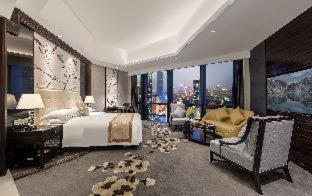 Huaqiang North Hotel | Huaqiang Plaza Hotel Shenzhen, Enjoy Complimentary Mini Bar & Night Snack, Add breakfast - enjoy complimentary afternoon tea