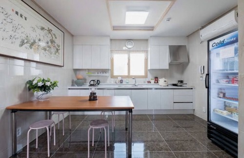 Unseo-dong House | Hub Guest House