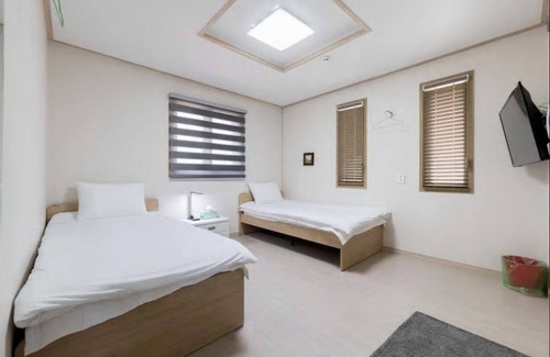 Unseo-dong House | Hub Guest House