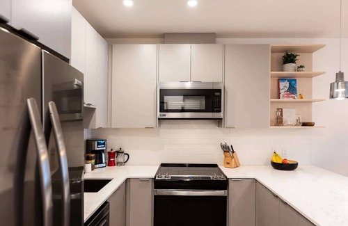 Revelstoke Apartment | Huckin' Harry's Summa