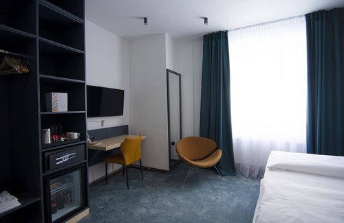 Historic Center Hotel | HUET SQUARE, HISTORICAL BUILDING