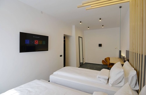 Historic Center Hotel | HUET SQUARE, HISTORICAL BUILDING