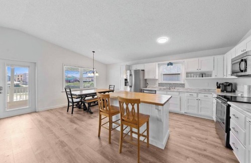 Gulf Shores House | Huge Beachhouse w/Private Pool (Free Heat in Winter)