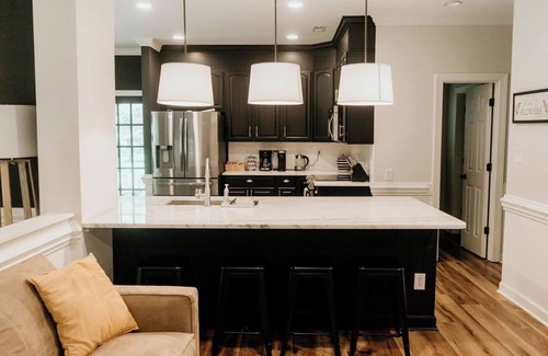 Mint Hill House | Huge Charlotte Farmhouse Villa 25 minutes from downtown!