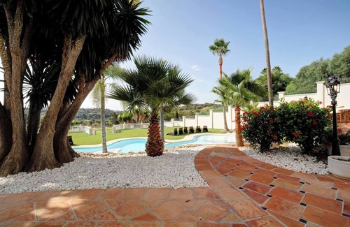 New Golden Mile Villa | Huge Golf Villa With One Of Marbella Biggest Spas