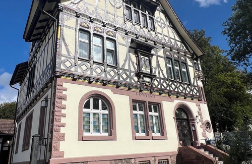 Bad Liebenstein Apartment | Huge loft in the beautiful historic post office, infrared sauna.