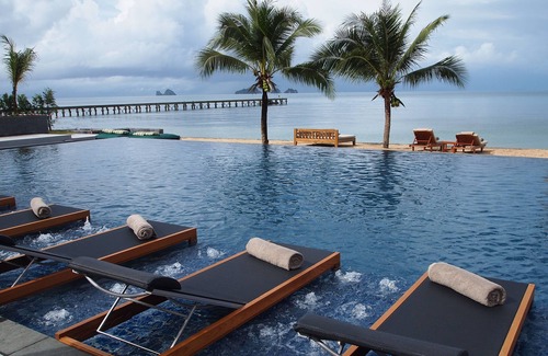 Taling Ngam Villa | Huge Seaview Villa within a 5-Star branded Resort on Samui