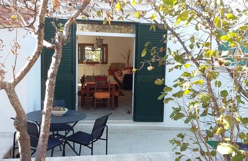 Cisternino Apartment | Hugely spacious, 8-person apartment. Shared pool and tennis court