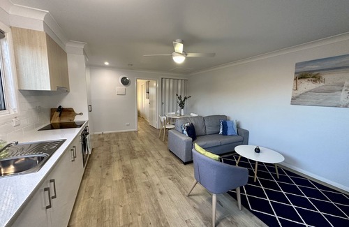 Rockville Apartment | “Hummingbird Apts” #4 Fully Self Contained