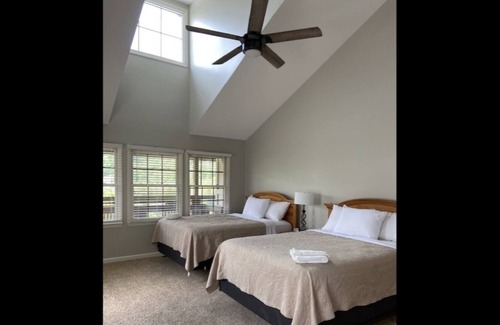 Canton House | Hummingbird at Springdale: Resort Home with Golf and Pool Access!