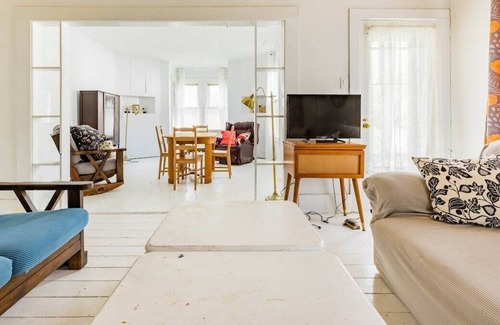 West Kill House | Hunter Mtn Country House 10-15 mins to Skiing, 5 mins to Top Hiking