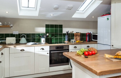 Ilmington Cottage | Hurdler's Cottage - a mkt - marketing that sleeps 6 guests in 3 bedrooms