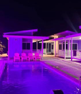 Arau House | Hureen chalet hmk