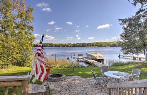 Pine Lake House | Hurley Lakefront Hideaway with Fire Pit and Dock!
