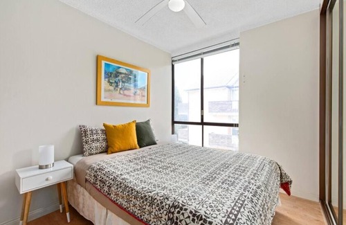 Mortdale Apartment | Hurstville home with a view, comfort & style