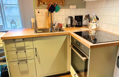 Berga House | Hus Boholt - Charming Swedish house for 2 persons with fireplace