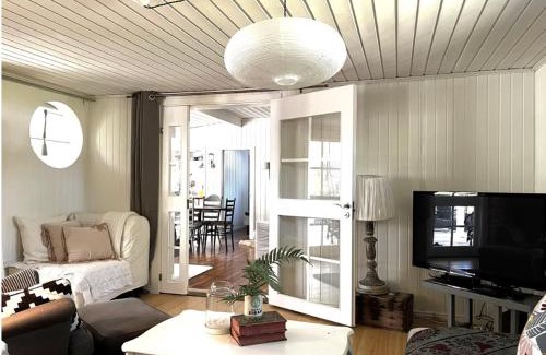 Sodersvik House | Hus med gästhus på Gräddö