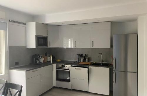 Skaland Apartment | Hus på bakken
