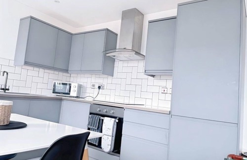 Hull Old Town Apartment | HushHavenHull-SLEEP 4| Wifi+Netflix| SnookerTable