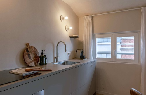 Zurenborg Apartment | Huswell - Getaway for two in the heart of Antwerp