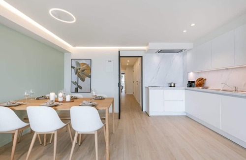 Middelkerke Apartment | Huswell - Pleasant apartment with frontal sea view