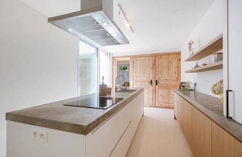 Poperinge House | Huswell - Vacation home 'Valkehuisje' in Poperinge