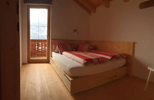 Distelberg Cabin | Hut Abfahrtsblick in a fantastic location