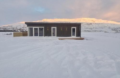 Holmavik House | Hvammur 9 with private hot tub