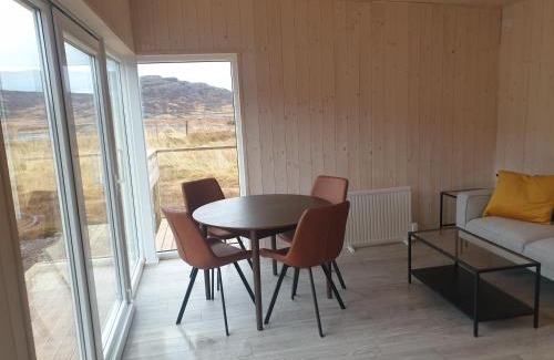 Holmavik House | Hvammur 9 with private hot tub