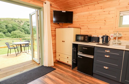 Llandrindod Wells Cottage | HWYL, romantic, character holiday cottage in Llandrindod Wells