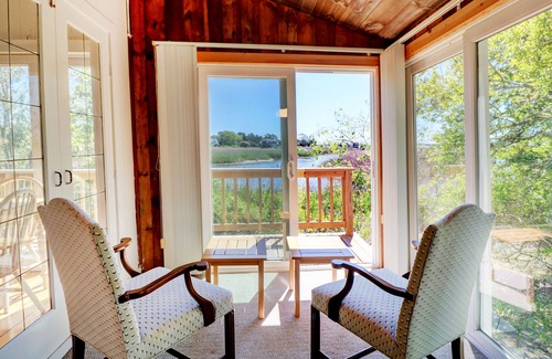 Hyannis Port Cottage | Hyannis Port Cottage with Ocean Views and Access to 3 Beautiful Ocean Beaches!