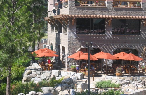 Olympic Valley Condo | Hyatt’s EVERLINE™️Resort & Spa,2bdrm PANORAMIC VIEWS!Pool,hot tubs SKI-IN-Out😎