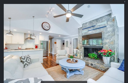 Leasburg House | Hyco lake with pool , huge views, X large boathouse,