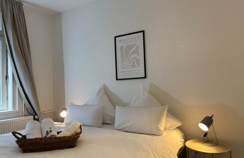 Goslar Old Town Apartment | HYGGE LIVING - Große hochwertige Apartments - hundefreundlich - Boxspringbetten - inmitten der Altstadt