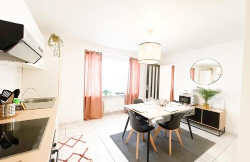 Trignac Apartment | Hyper center - 10'St Nazaire