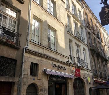 Decre-Cathedrale Apartment | Hypercentre - Cosy studio avec coin nuit