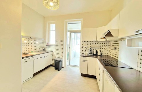 Chamalieres Apartment | Hypercentre - Luxury neighbourhood Quiet - 2 parking lots - Garden - Wifi