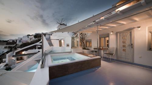 Oia Villa | Hyperion Oia Suites