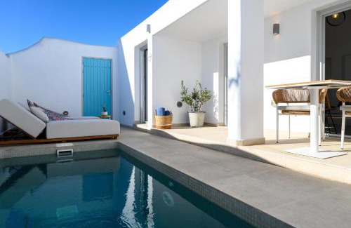 Karterados House | Hypnōs boutique villa with amazing heated pool with jacuzzi
