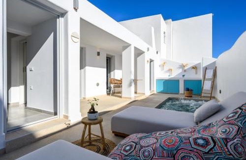 Karterados House | Hypnōs boutique villa with amazing heated pool with jacuzzi
