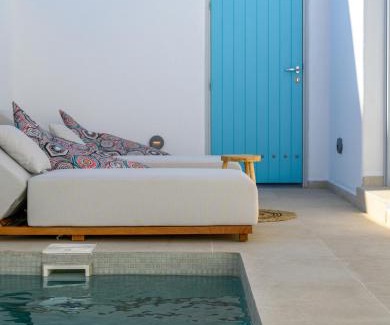 Karterados House | Hypnōs boutique villa with amazing heated pool with jacuzzi