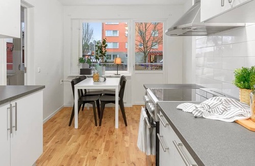 Eskilstuna Apartment | hyr ut en Najs Lägenhet