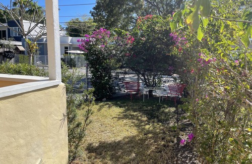 Southwest Coconut Grove House | I. Historic Home Key West style in Coconut Grove Yellow House