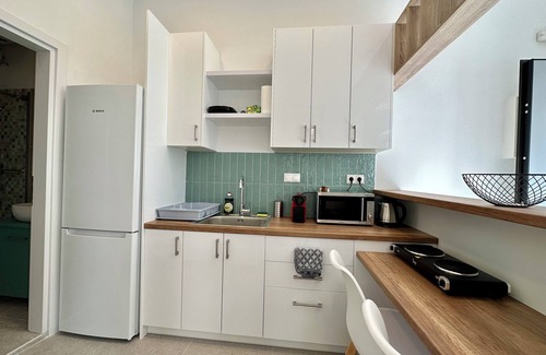 Dafni Apartment | I1B - Brand new 1BR apartment with rooftop Accessn