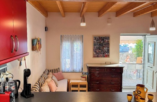 Dorida House | Ianos Maisonette - 1880s Beach Stone House. Located in a serene seaside village