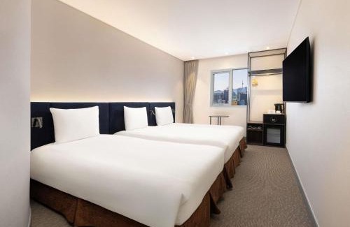 Ikseon-dong Hanok Village Hotel | ibis Ambassador Seoul Insadong-Newly renovated in 2025